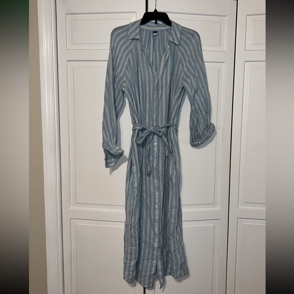 Long Sleeved dress with tie